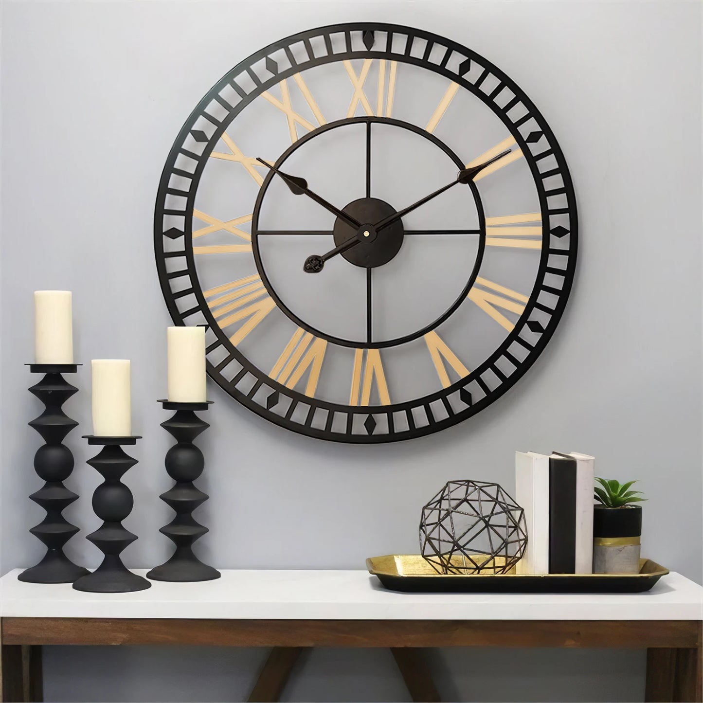 【Lifeideas】60/80 CM Roman Numerals Metal Wall Clock