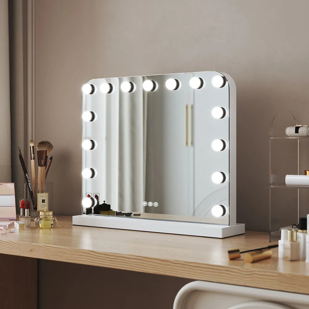 Makeup mirror with three dimming modes